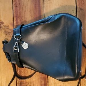 Dooney and Bourke Alto leather black pack